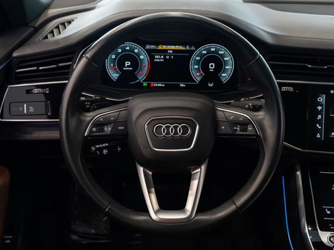 Used 2022 Audi Q8 Prestige w/ Prestige Package AWD/4WD image 12