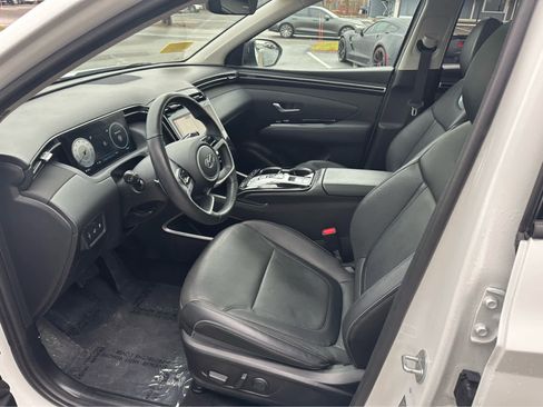 Used 2023 Hyundai Tucson Limited image 11