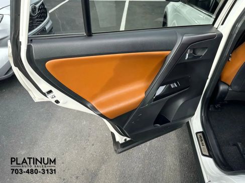 Used 2018 Toyota RAV4 SE w/ Power Extra Value Package image 16