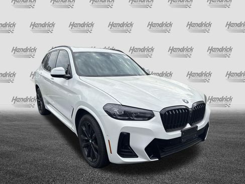 Used 2024 BMW X3 sDrive30i w/ Premium Package RWD image 3