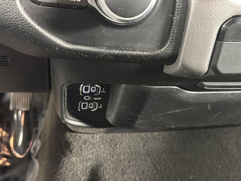 Used 2021 RAM 1500 Big Horn AWD/4WD image 27