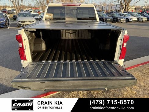 Used 2019 Chevrolet Silverado 1500 LT w/ Texas Edition image 7