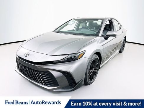 New 2026 Toyota Camry SE image 4