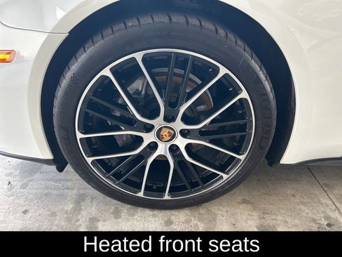 Used 2022 Porsche Panamera image 16