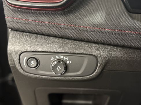 Used 2025 Chevrolet TrailBlazer RS w/ Convenience Package image 24