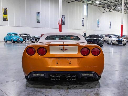 Used 2007 Chevrolet Corvette Convertible w/ Preferred Equipment Group RWD image 24