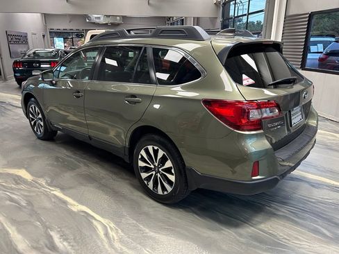 Used 2017 Subaru Outback 2.5i Limited w/ Popular Package #5 AWD/4WD image 33
