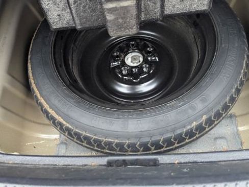 Used 2018 Toyota Avalon XLE Plus image 15