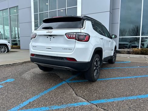 Used 2023 Jeep Compass Limited image 18