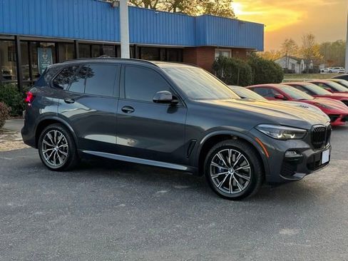 Used 2021 BMW X5 M50i AWD/4WD image 8
