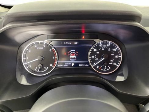 Used 2024 Nissan Rogue SV FWD image 25