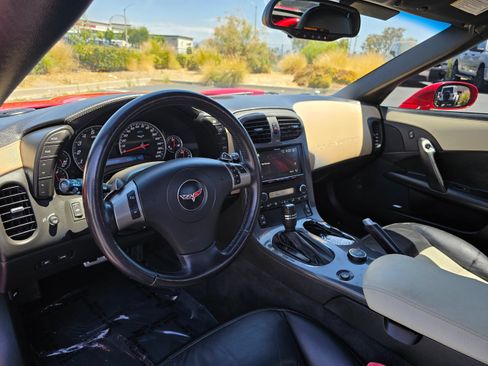 Used 2009 Chevrolet Corvette Convertible w/ Preferred Equipment Group RWD image 37