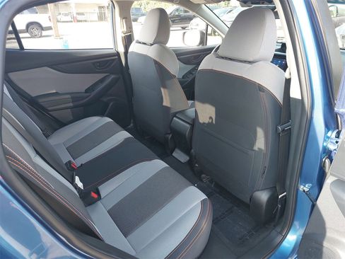 Used 2019 Subaru Crosstrek 2.0i Premium w/ Eyesight System image 11