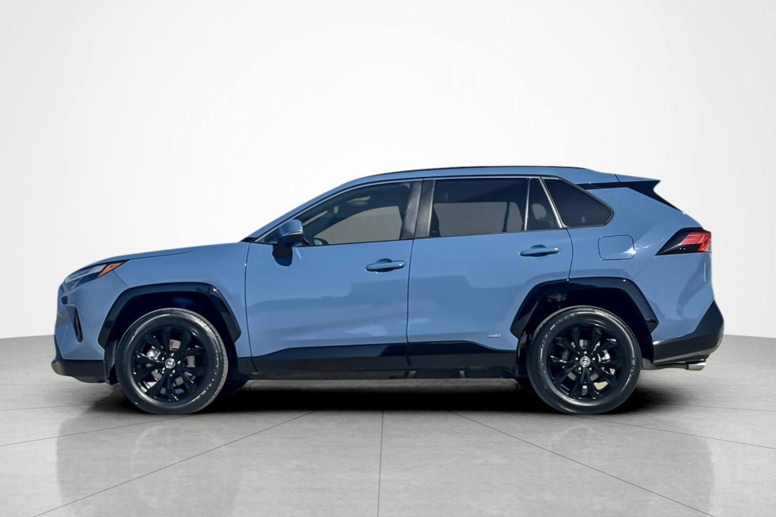 Certified 2025 Toyota RAV4 SE w/ Convenience Package AWD/4WD image 2