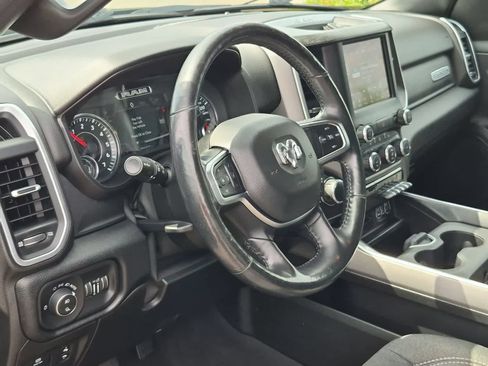 Used 2019 RAM 1500 Big Horn AWD/4WD image 10