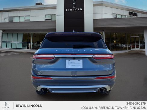 Used 2022 Lincoln Corsair AWD w/ Premium Package image 22