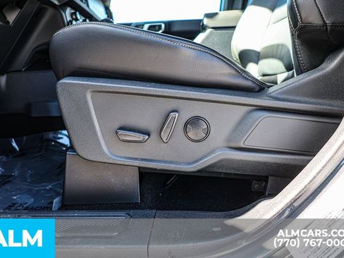 Used 2025 Ford Bronco Badlands image 23