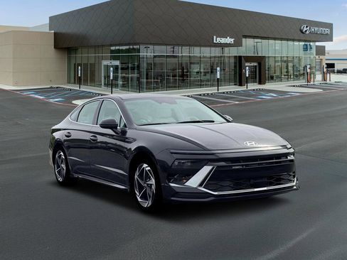 New 2026 Hyundai Sonata SEL AWD/4WD image 11