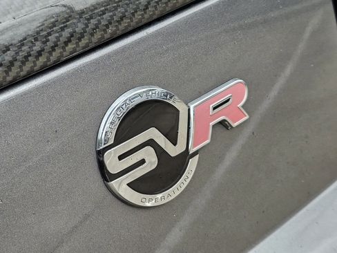 Used 2018 Land Rover Range Rover Sport SVR image 19