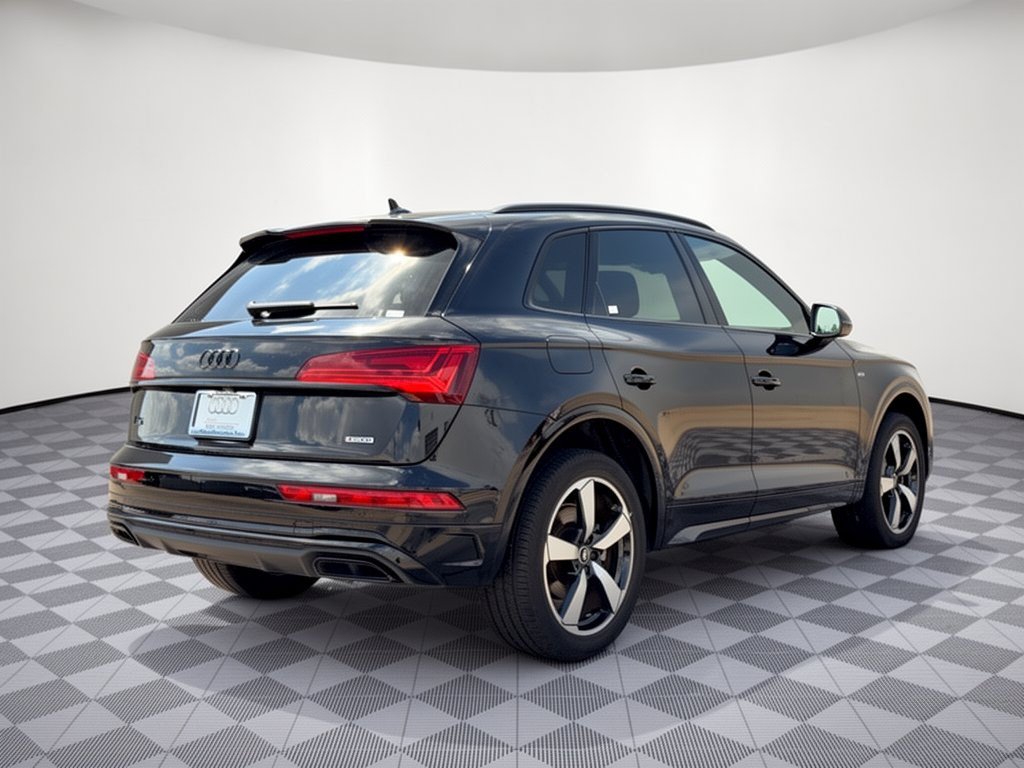Used 2023 Audi Q5 2.0T Premium Plus w/ Premium Plus Package AWD/4WD image 9