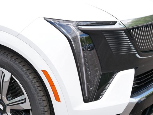 New 2025 Cadillac Escalade IQ Luxury 1 image 16