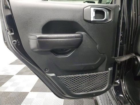 Used 2021 Jeep Wrangler Unlimited Sport AWD/4WD image 10