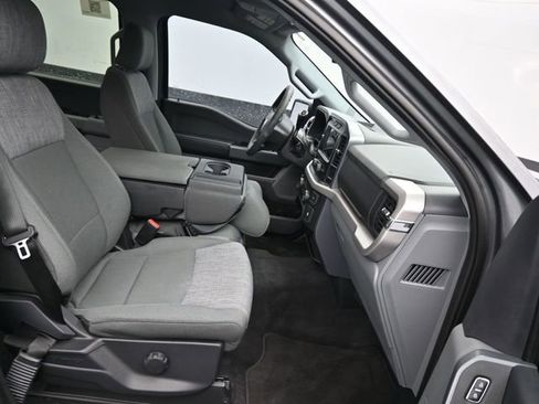 Used 2023 Ford F150 XLT w/ XTR Package image 7