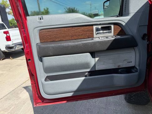 Used 2013 Ford F150 Lariat w/ Mid Equipment Group RWD image 15