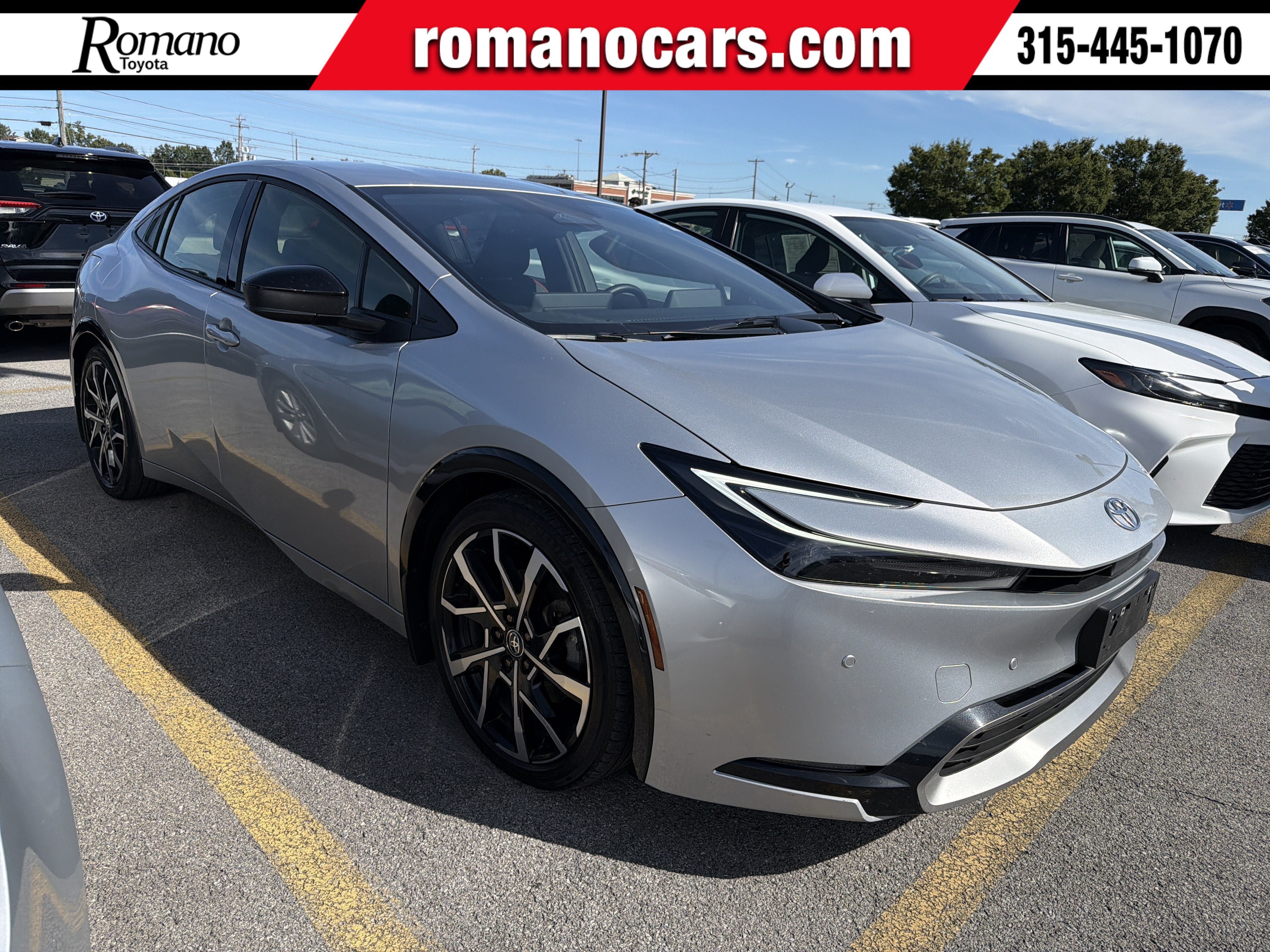 Used 2024 Toyota Prius Prime FWD image 1