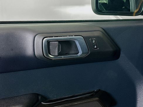 Used 2024 Ford Bronco Badlands w/ Sasquatch Package image 15