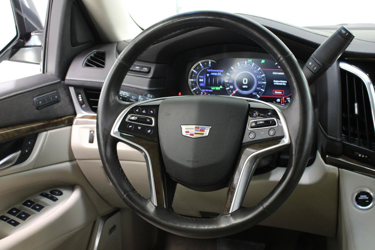 Used 2019 Cadillac Escalade ESV Premium Luxury AWD/4WD image 57