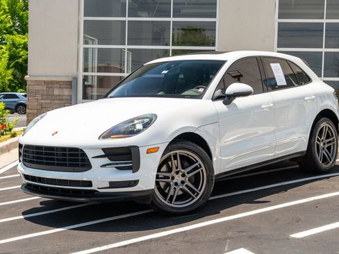 Used 2019 Porsche Macan AWD/4WD image 2