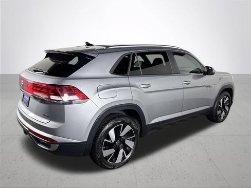Certified 2025 Volkswagen Atlas Cross Sport SE AWD/4WD image 7