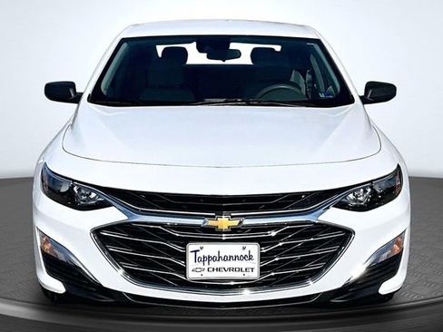 Used 2023 Chevrolet Malibu LS FWD image 2
