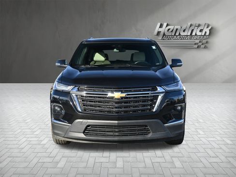 Used 2022 Chevrolet Traverse LT image 5