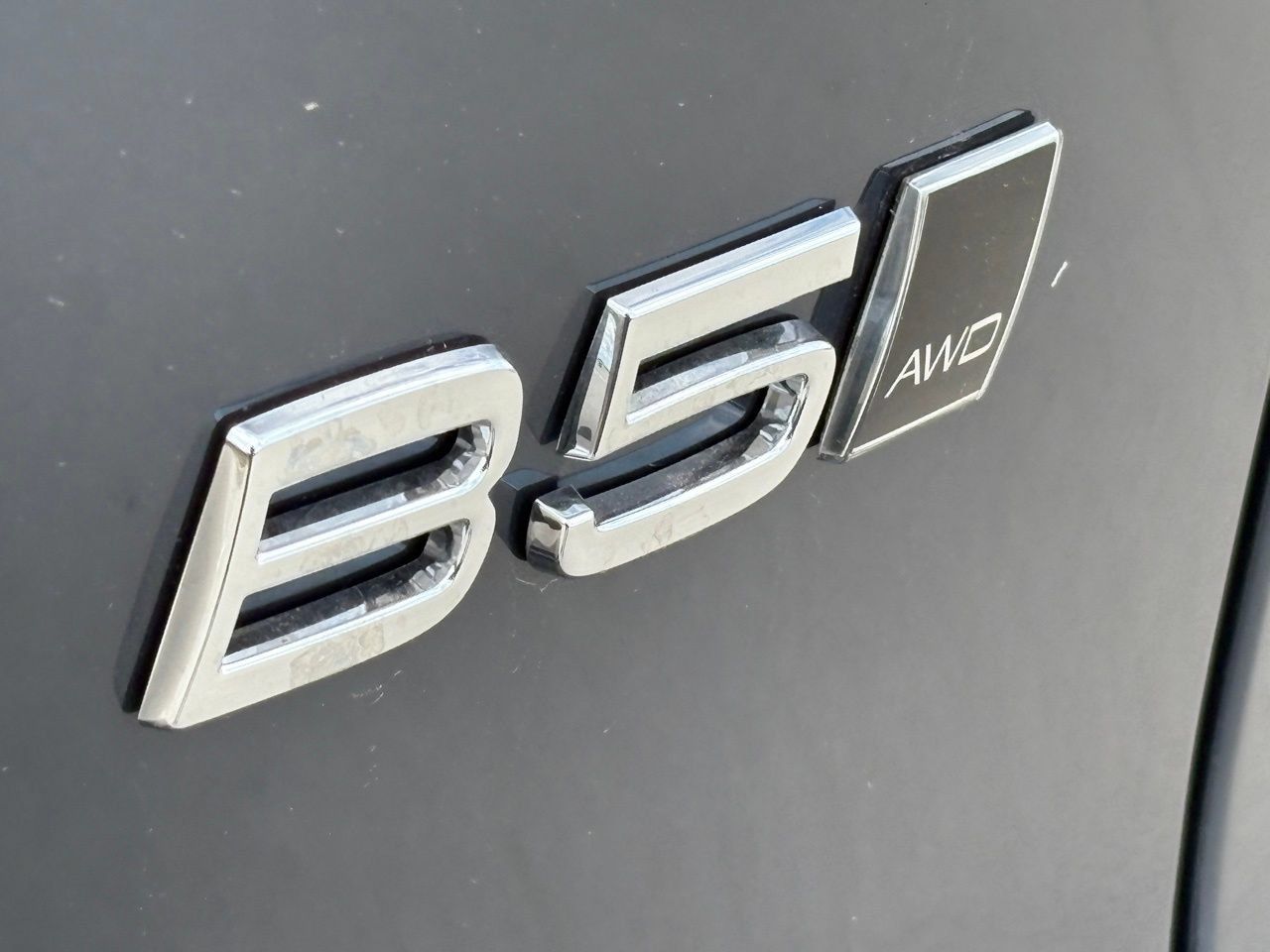 New 2026 Volvo XC40 B5 Core w/ Climate Package AWD/4WD image 8