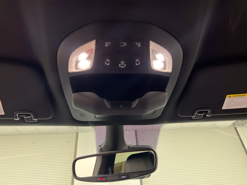 Used 2025 Chrysler Pacifica Select FWD image 75