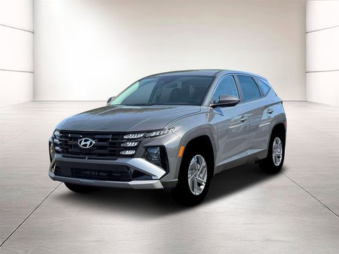 New 2026 Hyundai Tucson Blue SE AWD/4WD image 1