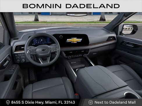New 2026 Chevrolet Suburban Z71 w/ Comfort Package image 15
