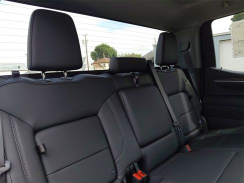 New 2026 GMC Sierra 1500 SLT w/ SLT Premium Package image 19