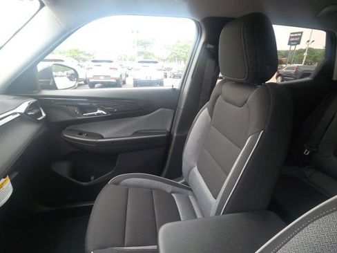 New 2026 Chevrolet TrailBlazer LT w/ Convenience Package AWD/4WD image 24