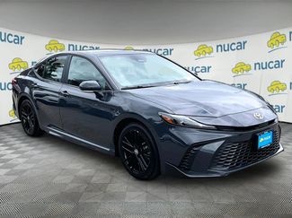 Used 2025 Toyota Camry SE video 1