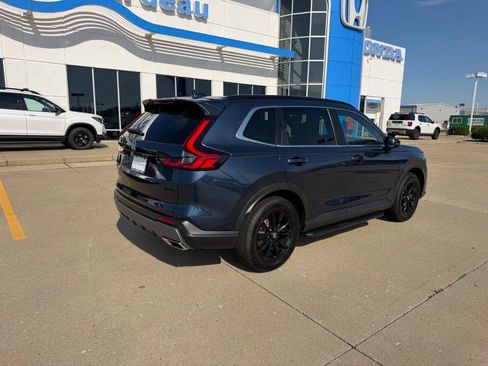 Used 2024 Honda CR-V Sport image 2