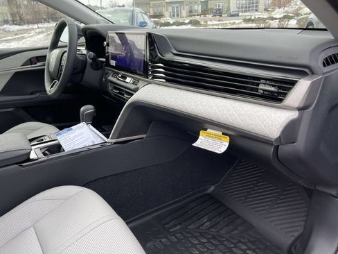 New 2026 Toyota Camry XLE w/ Premium Plus Package AWD/4WD image 40