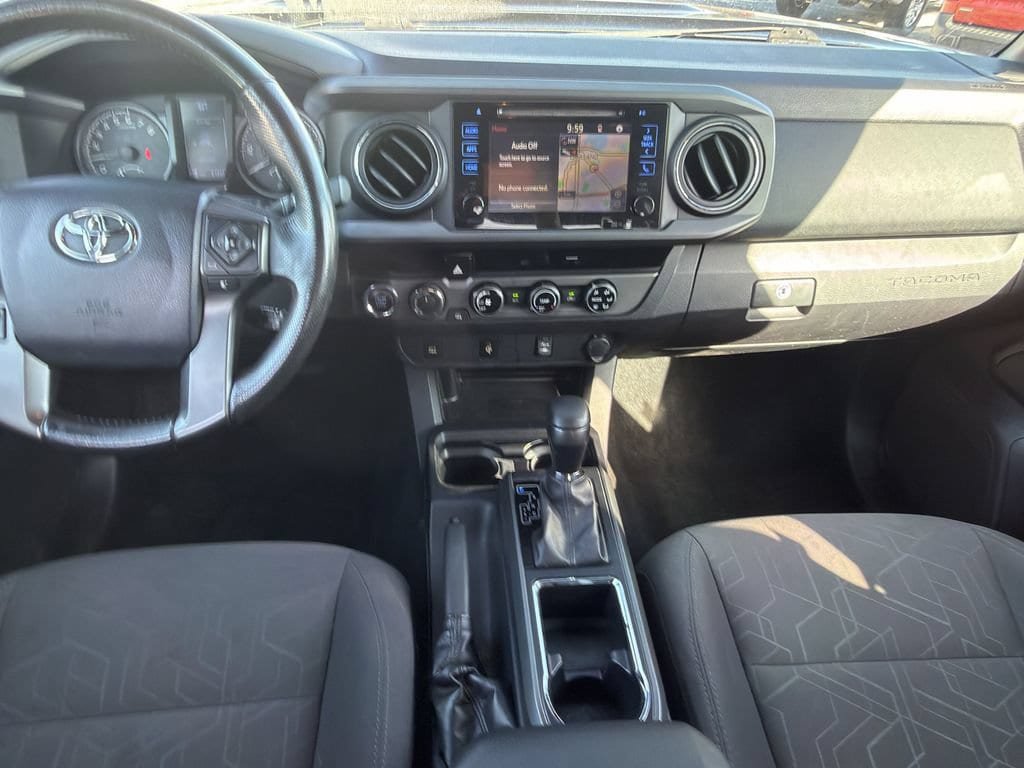 Used 2017 Toyota Tacoma TRD Sport w/ Tow Package (A/T) AWD/4WD image 15