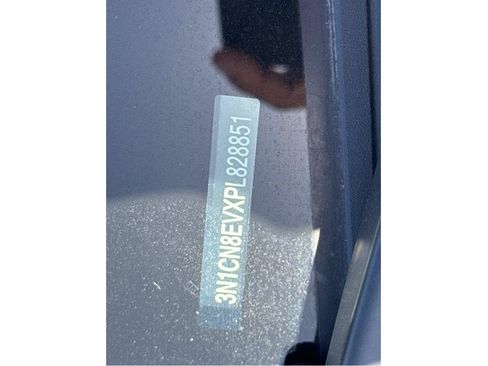 Used 2023 Nissan Versa SV FWD image 19