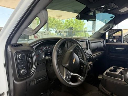Used 2022 Chevrolet Silverado 2500 W/T w/ WT Fleet Convenience Package AWD/4WD image 10