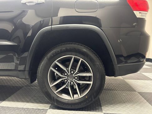 Used 2019 Jeep Grand Cherokee Limited AWD/4WD image 11