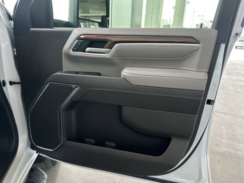 Used 2024 Chevrolet Silverado 2500 LT w/ All Star Edition image 14