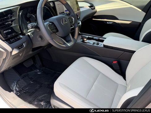 Used 2023 Lexus RX 350 Premium w/ Accessory Package (Z1) FWD image 17